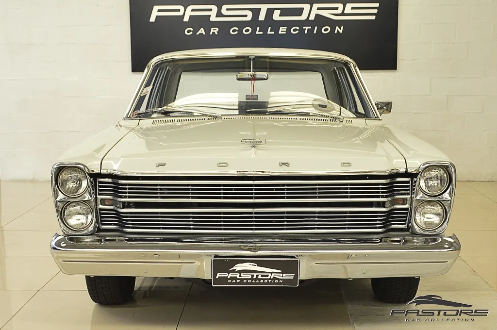 Ford Galaxie 500