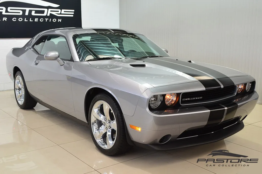 Dodge Challenger SXT Plus