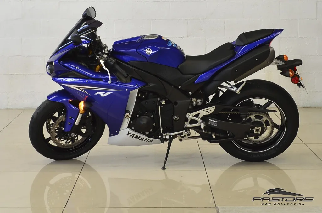 Yamaha YZF R1