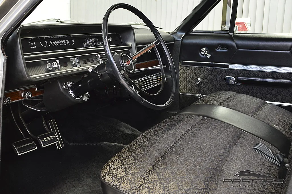 Ford Galaxie Landau