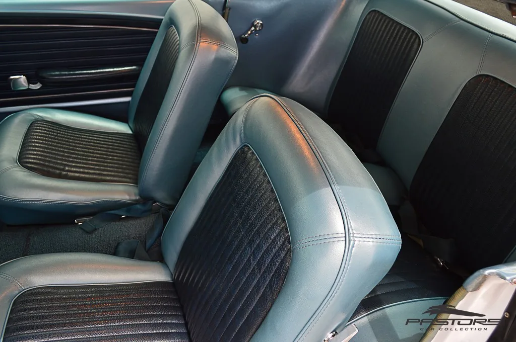 Ford Mustang Hard Top