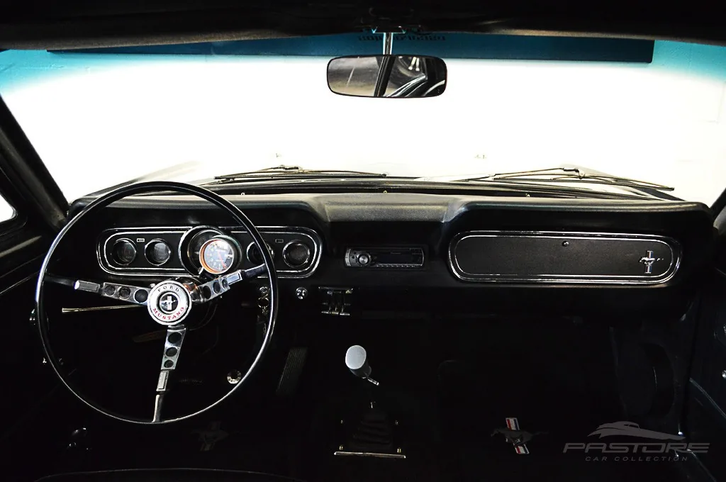 Ford Mustang Hard Top