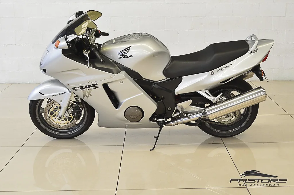 Honda CBR 1100XX Super Blackbird