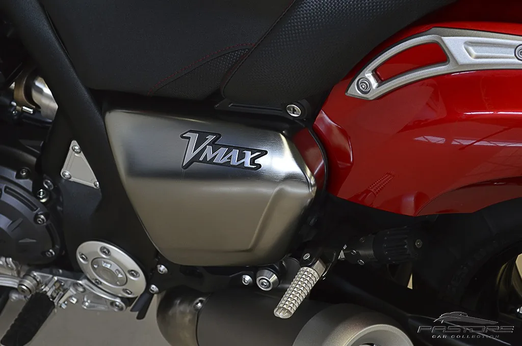 Yamaha V-Max 1800