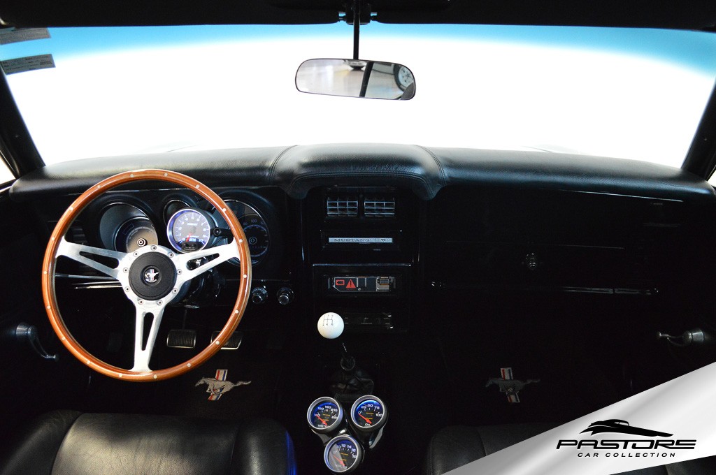 Ford Mustang Grande (R. Yates)