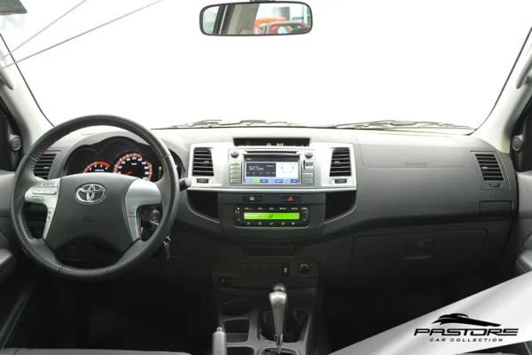 Toyota Hilux CD 4X4 SRV AT