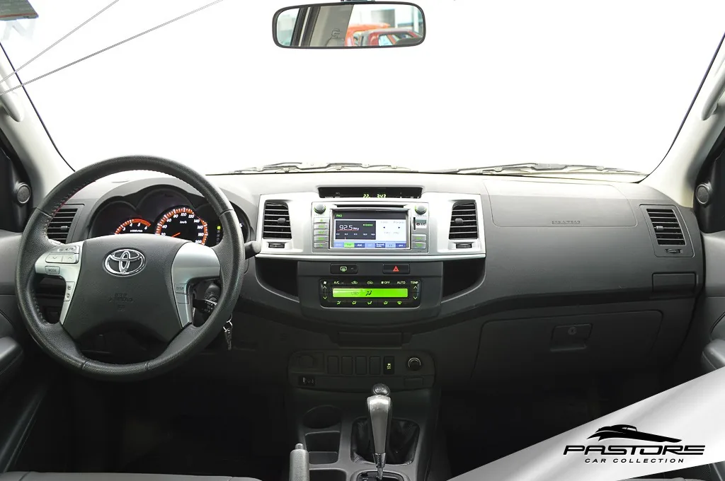 Toyota Hilux CD 4X4 SRV AT