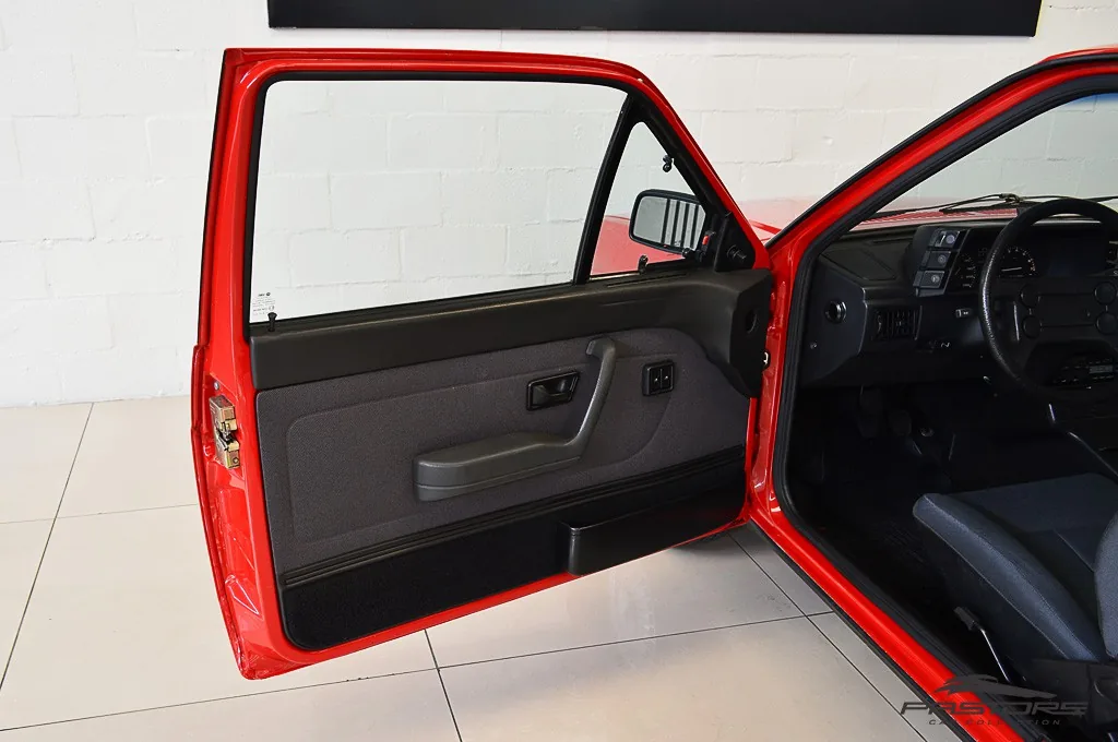 VW Voyage GLS