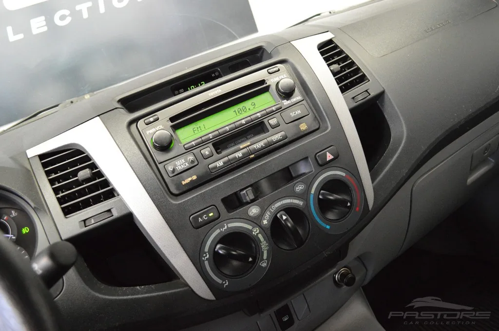 Toyota Hilux CD 4X4 SRV AT