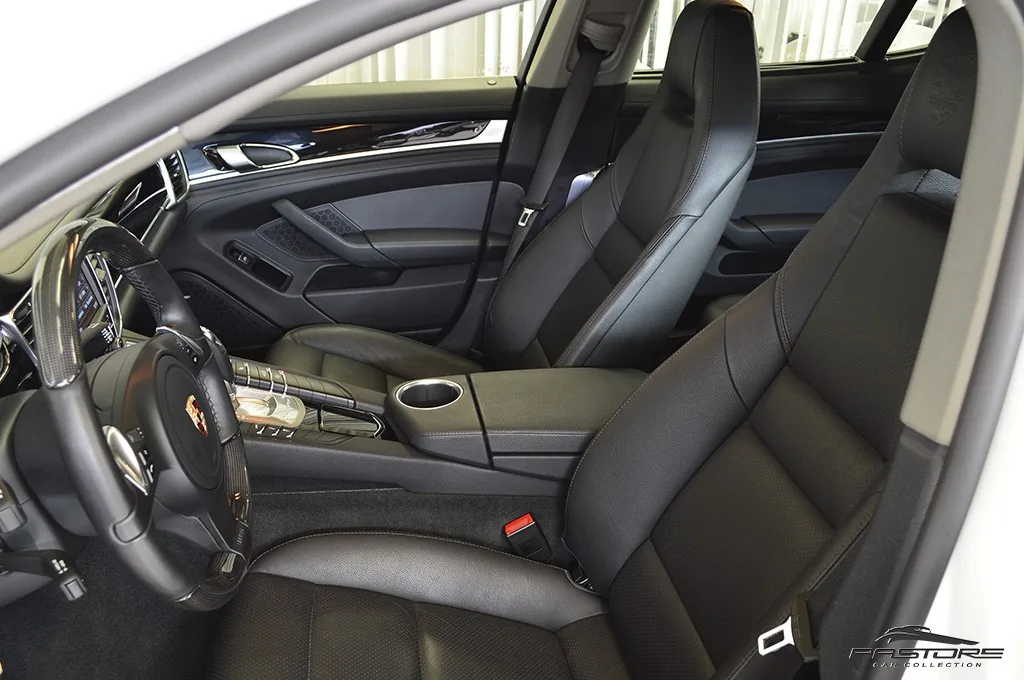 Porsche Panamera S