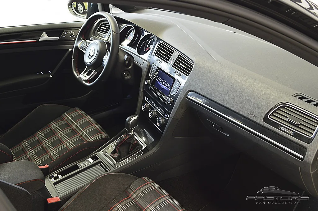 VW Golf GTI