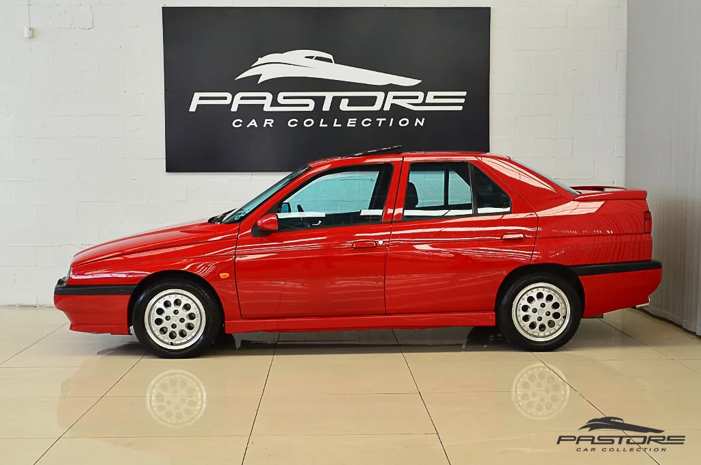 Alfa Romeo 155 Super