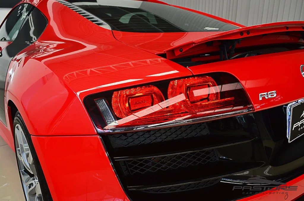 Audi R8 5.2 V10