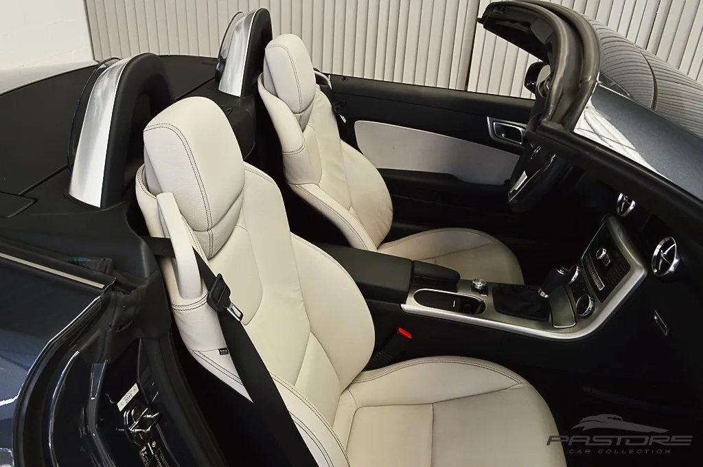 Mercedes-Benz SLK 200 CGI