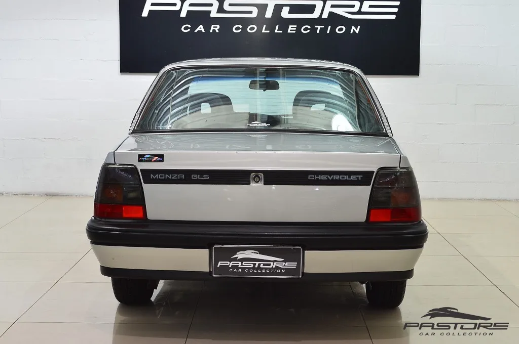 GM Monza GLS