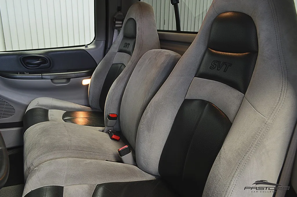 Ford F-150 SVT Lightning