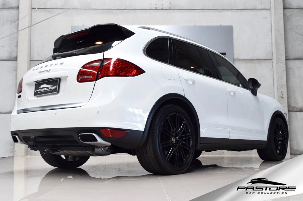 Porsche Cayenne S 4.8 V8