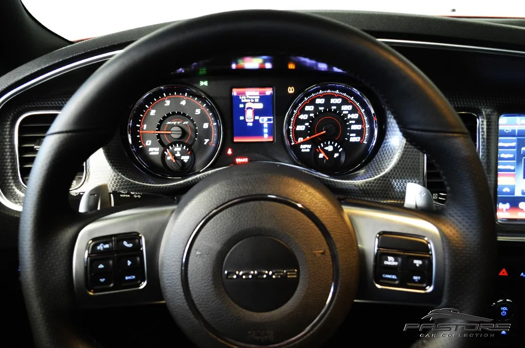 Dodge Charger SRT8
