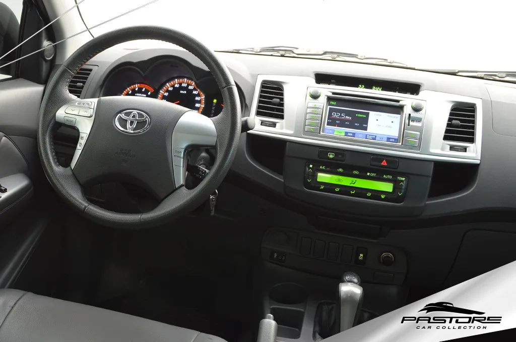 Toyota Hilux CD 4X4 SRV AT