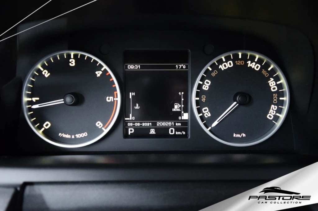 Land Rover Discovery 4 SDV6 SE