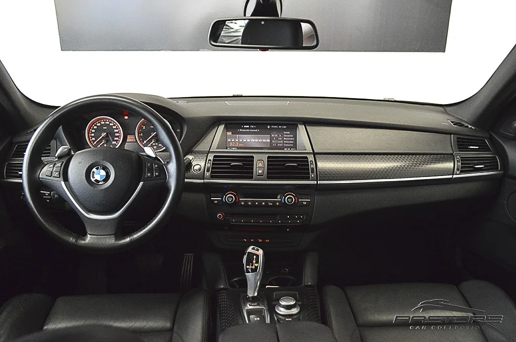 BMW X6 xDrive 50i