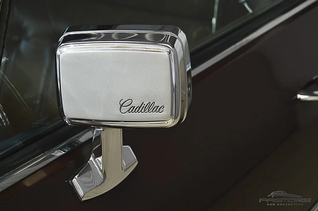 Cadillac Sedan De Ville