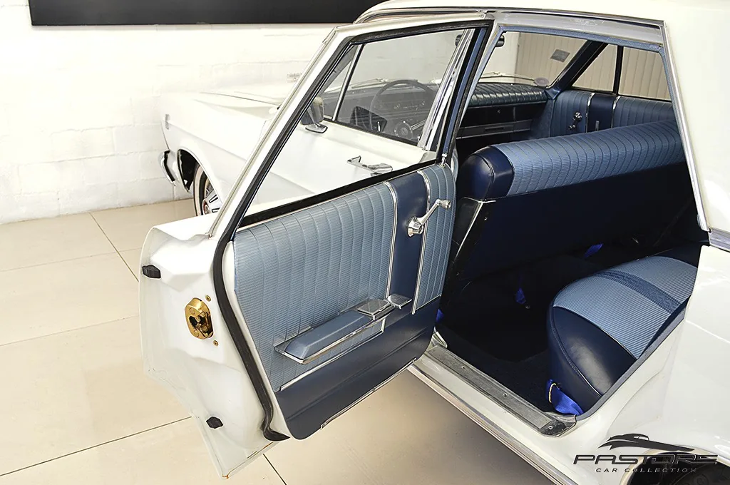 Ford Galaxie 500