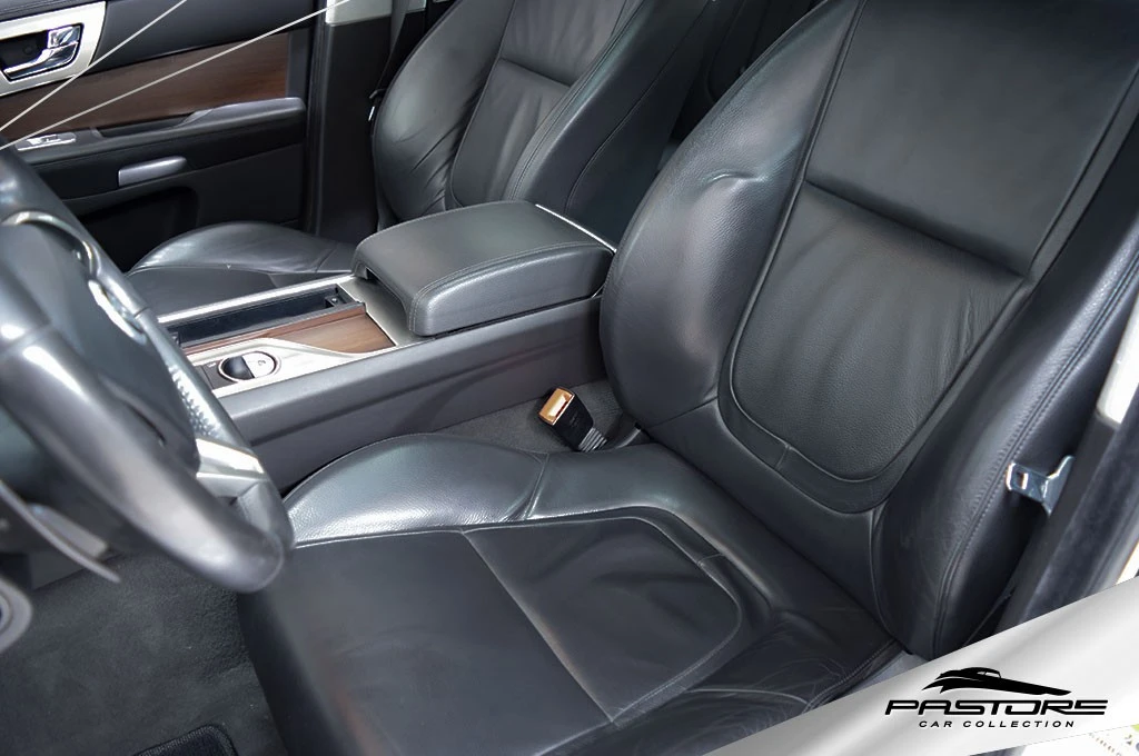 Jaguar XF 2.0 Luxury