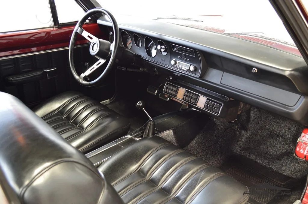 Dodge Dart De Luxo