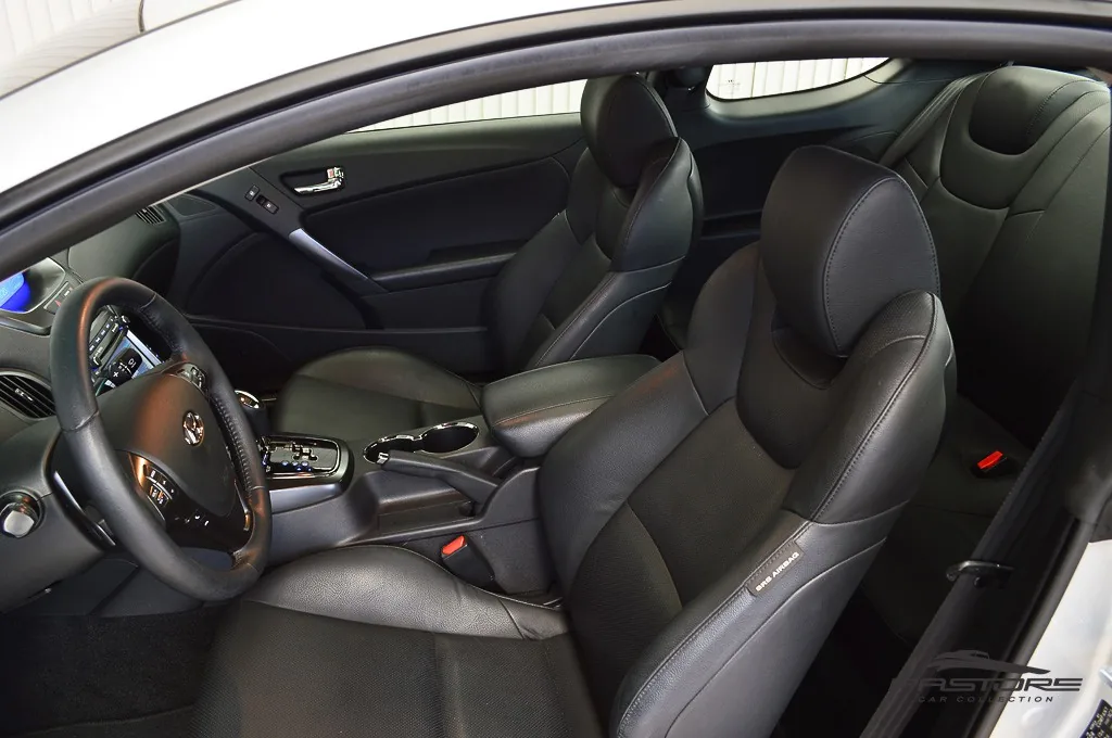 Hyundai Genesis Coupé 3.8 V6