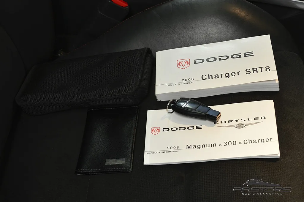 Dodge Charger SRT8
