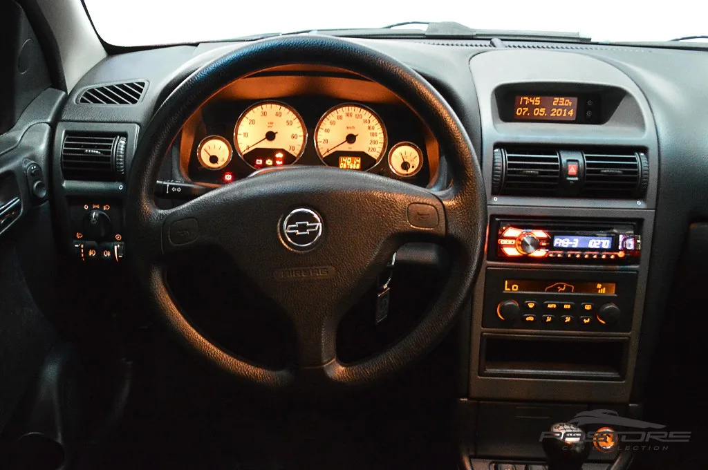 GM Astra Advantage