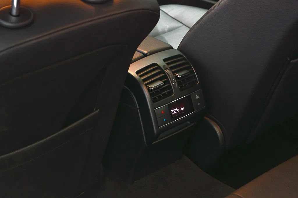 Mercedes-Benz C280