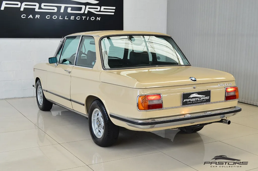 BMW 1502