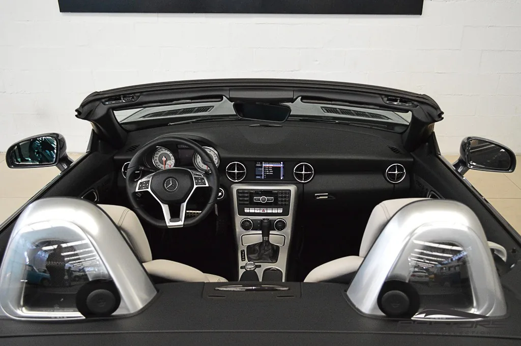 Mercedes-Benz SLK 200 CGI