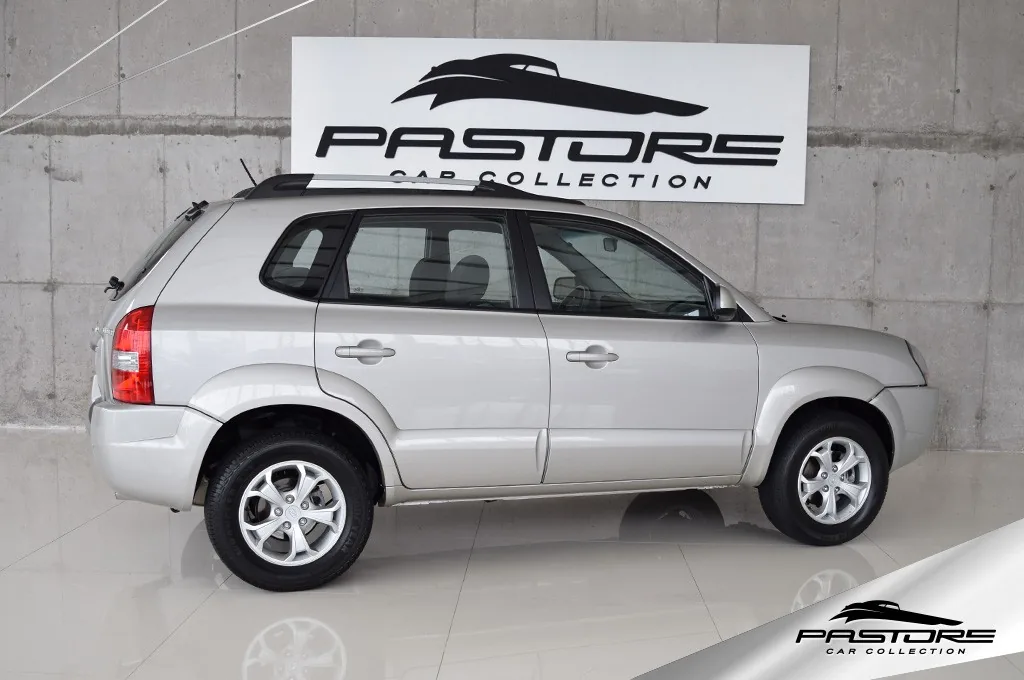 Hyundai Tucson GLS AT