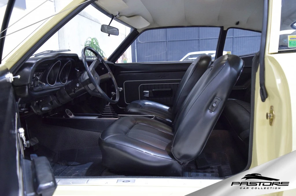 Ford Maverick Super V8