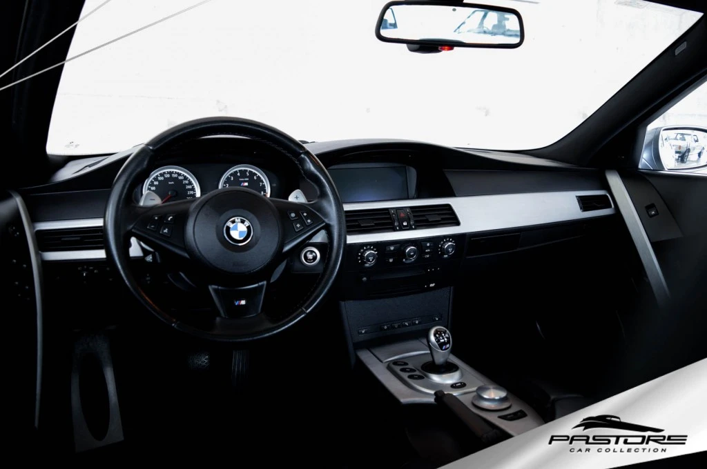 BMW M5 E60