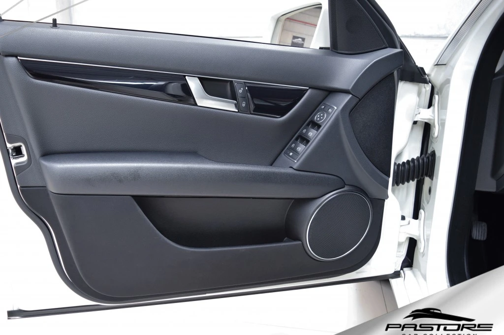 Mercedes-Benz C180 CGI