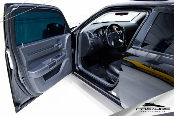 Dodge Charger SRT8 Hemi