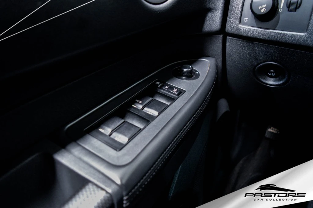 Dodge Charger SRT8 Hemi