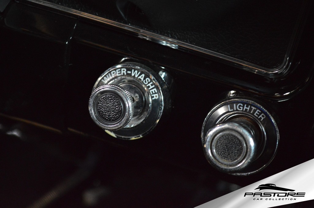 Ford Mustang Grande (R. Yates)