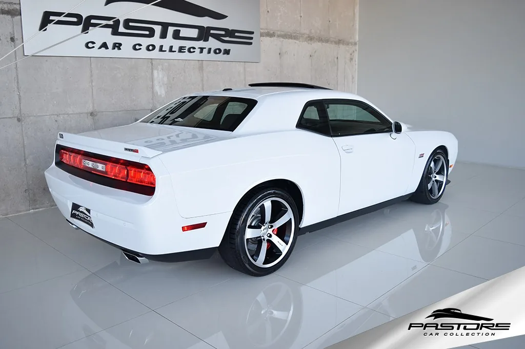 Dodge Challenger SRT8