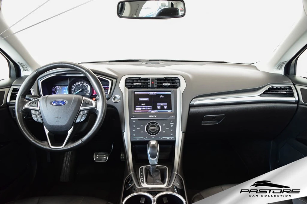 Ford Fusion Titanium AWD