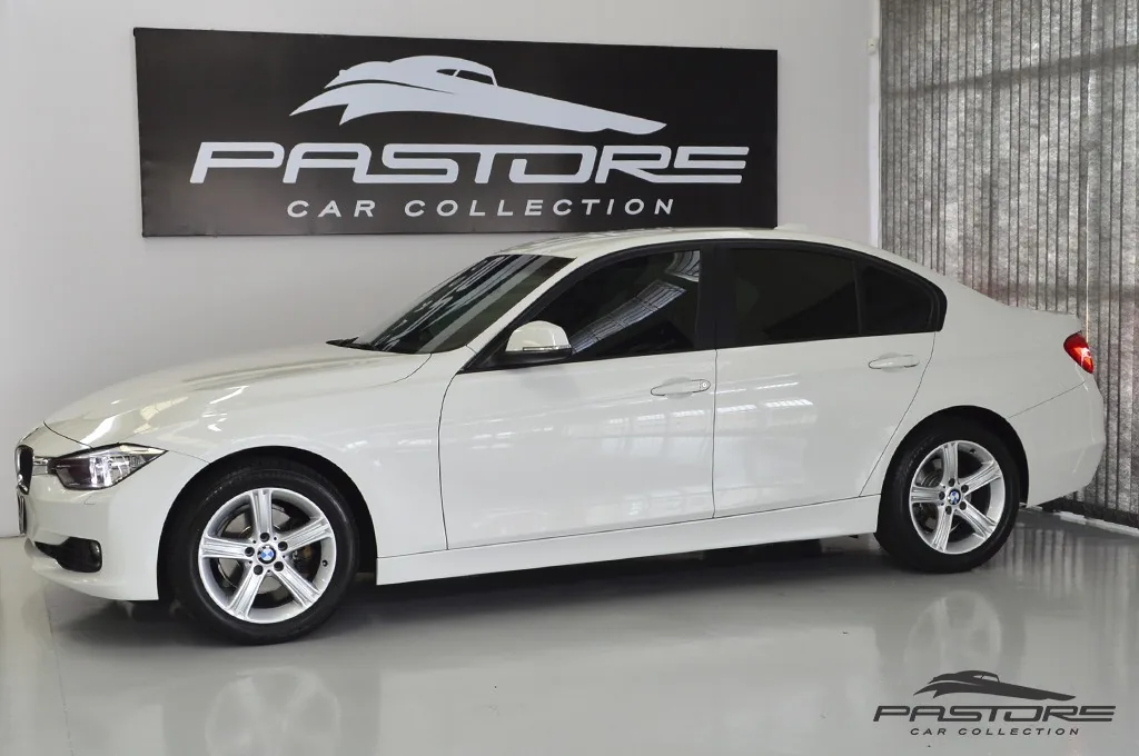 BMW 320i Active Flex