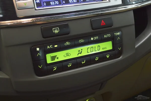 Toyota Hilux SW4 SRV 3.0 D-4D
