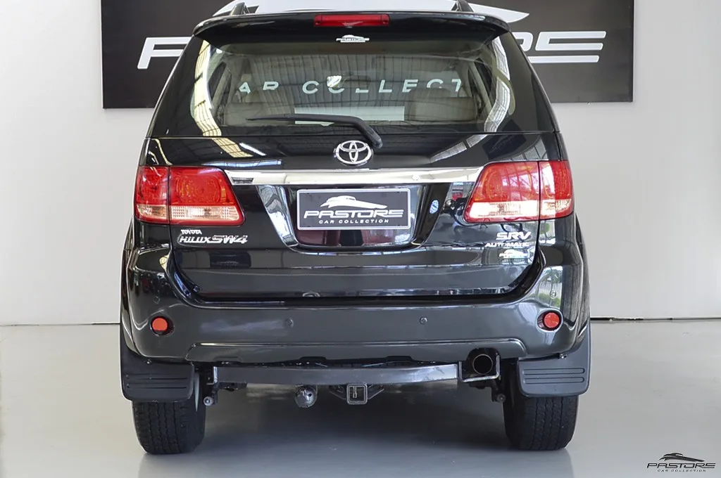 Toyota Hilux SW4 SRV 3.0 D-4D
