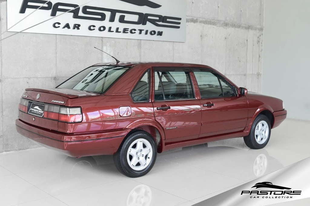 VW Santana 2000 Evidence