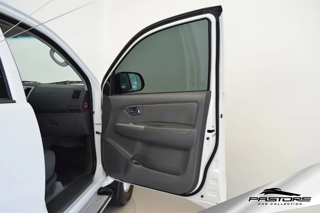 Toyota Hilux CD 4X4 SRV AT