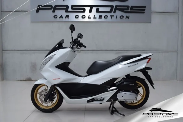 Honda PCX 150 DLX